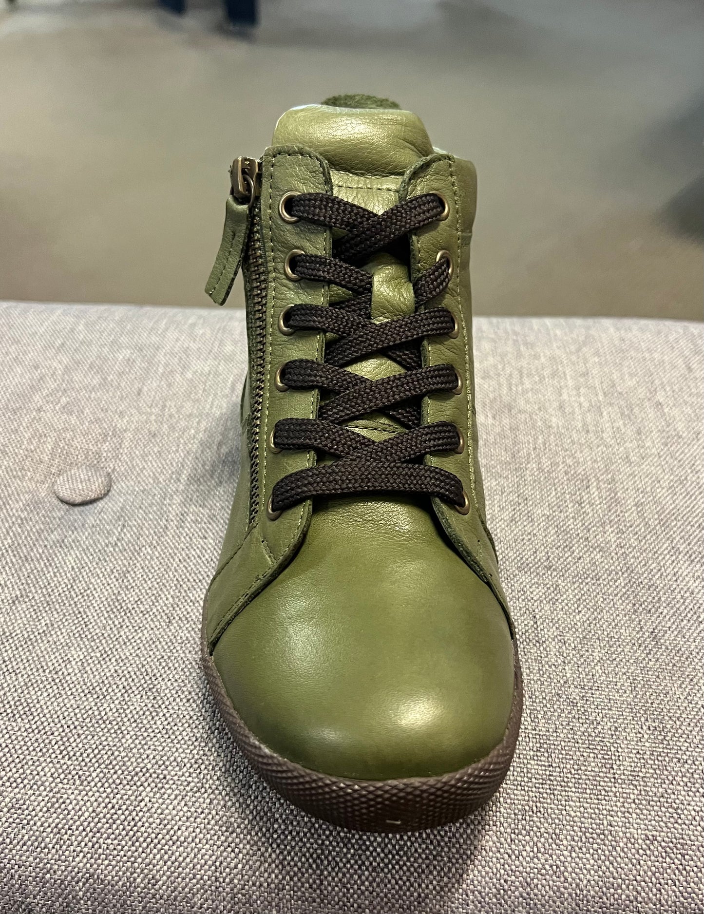 Taigum Leather Shoe - Olive